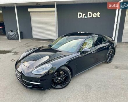 Чорний Порше Panamera, об'ємом двигуна 3 л та пробігом 95 тис. км за 59900 $, фото 5 на Automoto.ua