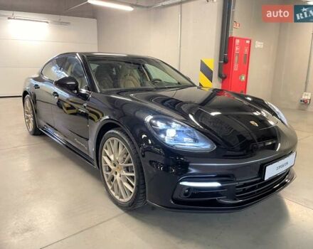 Чорний Порше Panamera, об'ємом двигуна 2.89 л та пробігом 21 тис. км за 91965 $, фото 4 на Automoto.ua