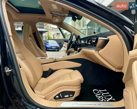 Чорний Порше Panamera, об'ємом двигуна 3 л та пробігом 95 тис. км за 59900 $, фото 44 на Automoto.ua