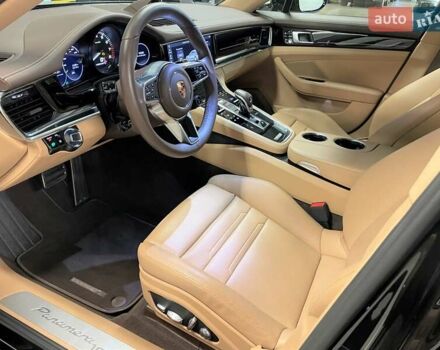Чорний Порше Panamera, об'ємом двигуна 2.89 л та пробігом 21 тис. км за 91965 $, фото 3 на Automoto.ua