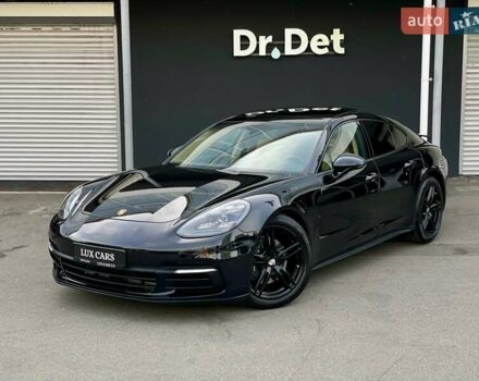 Чорний Порше Panamera, об'ємом двигуна 3 л та пробігом 95 тис. км за 59900 $, фото 12 на Automoto.ua