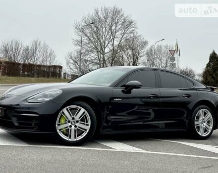 Чорний Порше Panamera, об'ємом двигуна 2.9 л та пробігом 7 тис. км за 109700 $, фото 6 на Automoto.ua