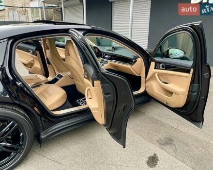 Чорний Порше Panamera, об'ємом двигуна 3 л та пробігом 95 тис. км за 59900 $, фото 68 на Automoto.ua