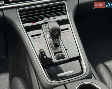 Чорний Порше Panamera, об'ємом двигуна 2.9 л та пробігом 37 тис. км за 89000 $, фото 19 на Automoto.ua