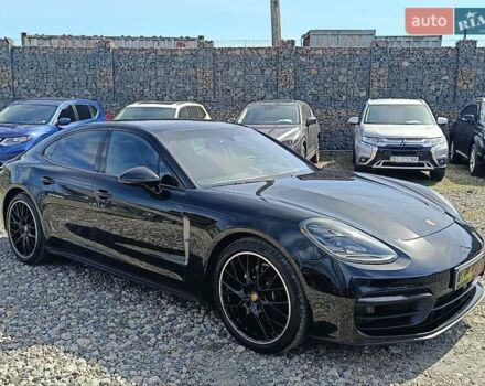 Чорний Порше Panamera, об'ємом двигуна 2.89 л та пробігом 33 тис. км за 86000 $, фото 1 на Automoto.ua