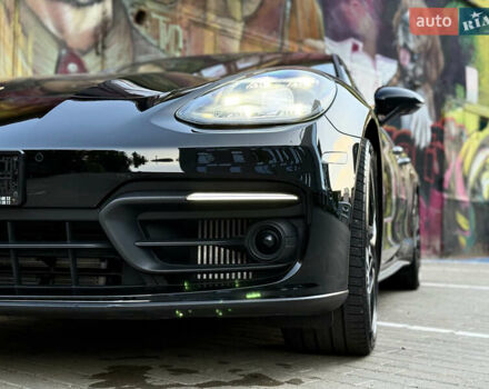 Черный Порше Панамера, объемом двигателя 2.89 л и пробегом 35 тыс. км за 94800 $, фото 8 на Automoto.ua