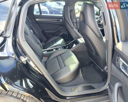 Чорний Порше Panamera, об'ємом двигуна 2.89 л та пробігом 33 тис. км за 86000 $, фото 37 на Automoto.ua