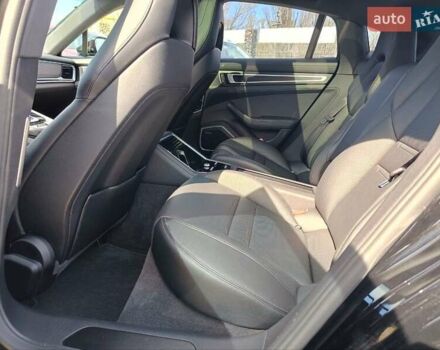 Чорний Порше Panamera, об'ємом двигуна 2.89 л та пробігом 33 тис. км за 86000 $, фото 42 на Automoto.ua