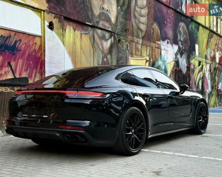 Черный Порше Панамера, объемом двигателя 2.89 л и пробегом 35 тыс. км за 94800 $, фото 13 на Automoto.ua