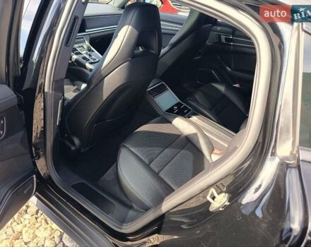 Чорний Порше Panamera, об'ємом двигуна 2.89 л та пробігом 33 тис. км за 86000 $, фото 43 на Automoto.ua