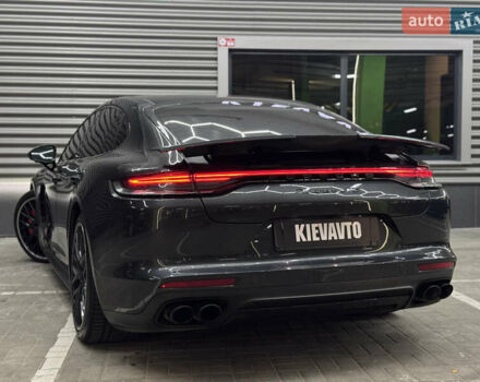 Черный Порше Панамера, объемом двигателя 4 л и пробегом 85 тыс. км за 97000 $, фото 6 на Automoto.ua