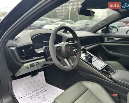 Черный Порше Панамера, объемом двигателя 4 л и пробегом 8 тыс. км за 215000 $, фото 55 на Automoto.ua