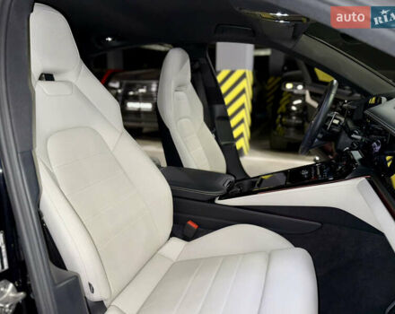 Черный Порше Панамера, объемом двигателя 2.89 л и пробегом 11 тыс. км за 171000 $, фото 41 на Automoto.ua