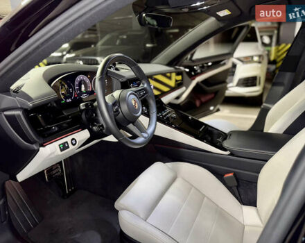 Черный Порше Панамера, объемом двигателя 2.89 л и пробегом 11 тыс. км за 171000 $, фото 19 на Automoto.ua