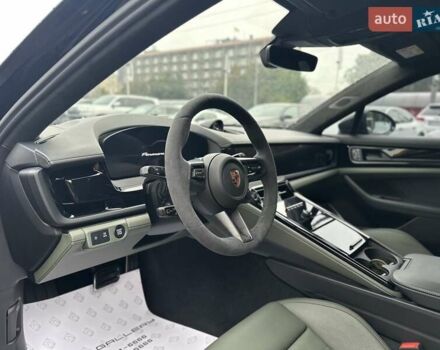 Черный Порше Панамера, объемом двигателя 4 л и пробегом 8 тыс. км за 215000 $, фото 54 на Automoto.ua