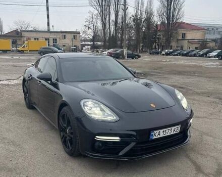 Чорний Порше Panamera, об'ємом двигуна 4 л та пробігом 39 тис. км за 63666 $, фото 5 на Automoto.ua