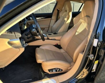 Черный Порше Панамера, объемом двигателя 2.9 л и пробегом 45 тыс. км за 8700 $, фото 7 на Automoto.ua