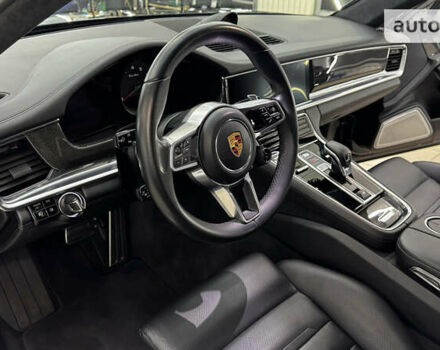 Чорний Порше Panamera, об'ємом двигуна 4 л та пробігом 74 тис. км за 99900 $, фото 53 на Automoto.ua