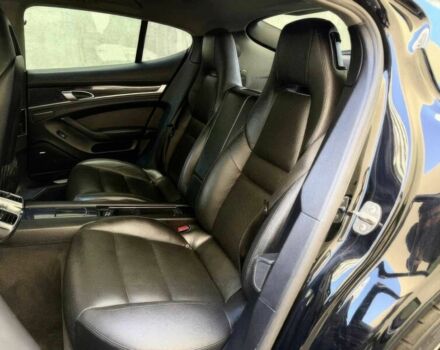 Черный Порше Панамера, объемом двигателя 3.6 л и пробегом 72 тыс. км за 11000 $, фото 13 на Automoto.ua