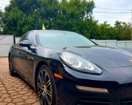 Чорний Порше Panamera, об'ємом двигуна 3 л та пробігом 185 тис. км за 28552 $, фото 2 на Automoto.ua