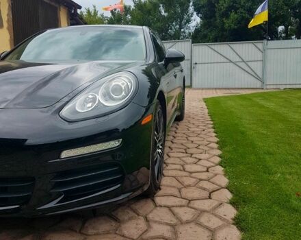Чорний Порше Panamera, об'ємом двигуна 3 л та пробігом 185 тис. км за 28552 $, фото 3 на Automoto.ua