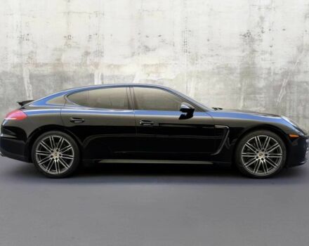 Черный Порше Панамера, объемом двигателя 3.6 л и пробегом 72 тыс. км за 11000 $, фото 5 на Automoto.ua