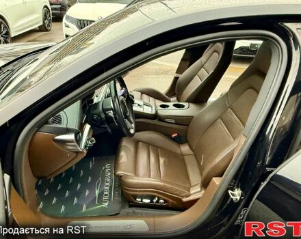Чорний Порше Panamera, об'ємом двигуна 2.9 л та пробігом 106 тис. км за 65500 $, фото 7 на Automoto.ua