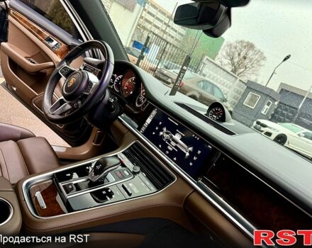 Чорний Порше Panamera, об'ємом двигуна 2.9 л та пробігом 106 тис. км за 65500 $, фото 12 на Automoto.ua