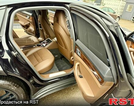 Чорний Порше Panamera, об'ємом двигуна 2.9 л та пробігом 106 тис. км за 65500 $, фото 10 на Automoto.ua