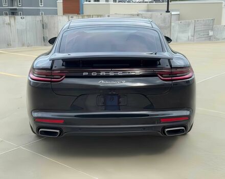 Черный Порше Панамера, объемом двигателя 3 л и пробегом 32 тыс. км за 39600 $, фото 4 на Automoto.ua