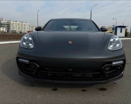 Чорний Порше Panamera, об'ємом двигуна 4 л та пробігом 29 тис. км за 119330 $, фото 4 на Automoto.ua