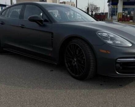 Чорний Порше Panamera, об'ємом двигуна 4 л та пробігом 29 тис. км за 119330 $, фото 1 на Automoto.ua