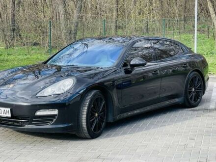 Чорний Порше Panamera, об'ємом двигуна 4.8 л та пробігом 130 тис. км за 28500 $, фото 1 на Automoto.ua