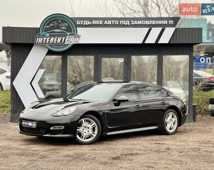 Черный Порше Панамера, объемом двигателя 2.97 л и пробегом 272 тыс. км за 25000 $, фото 1 на Automoto.ua