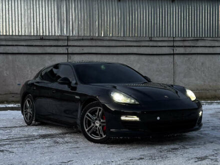 Чорний Порше Panamera, об'ємом двигуна 3 л та пробігом 141 тис. км за 20900 $, фото 1 на Automoto.ua