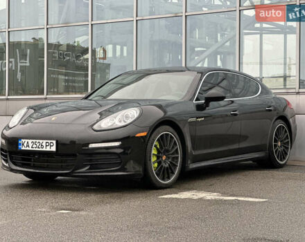 Черный Порше Панамера, объемом двигателя 3 л и пробегом 181 тыс. км за 39890 $, фото 1 на Automoto.ua