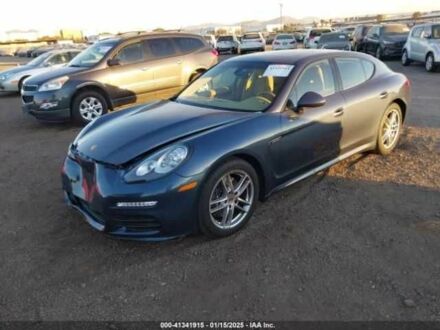 Черный Порше Панамера, объемом двигателя 0 л и пробегом 32 тыс. км за 5000 $, фото 1 на Automoto.ua