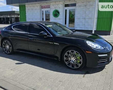 Чорний Порше Panamera, об'ємом двигуна 3 л та пробігом 181 тис. км за 34000 $, фото 1 на Automoto.ua