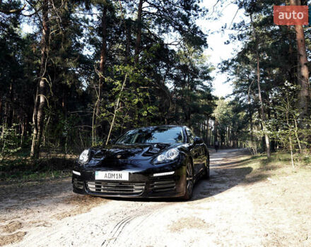 Чорний Порше Panamera, об'ємом двигуна 3 л та пробігом 32 тис. км за 39250 $, фото 1 на Automoto.ua