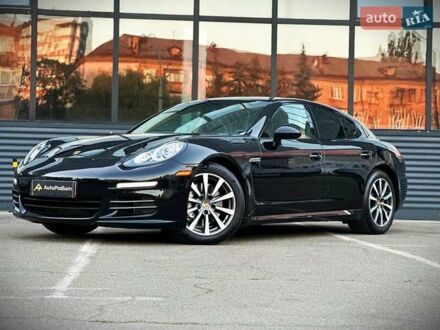 Чорний Порше Panamera, об'ємом двигуна 3 л та пробігом 101 тис. км за 28500 $, фото 1 на Automoto.ua