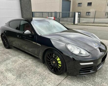 Чорний Порше Panamera, об'ємом двигуна 3 л та пробігом 79 тис. км за 16200 $, фото 1 на Automoto.ua