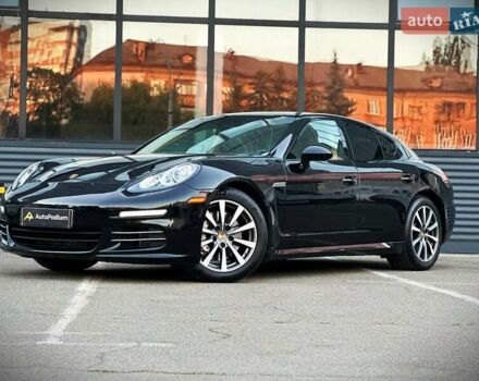 Чорний Порше Panamera, об'ємом двигуна 3 л та пробігом 101 тис. км за 28500 $, фото 1 на Automoto.ua