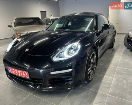 Чорний Порше Panamera, об'ємом двигуна 3 л та пробігом 107 тис. км за 30000 $, фото 1 на Automoto.ua