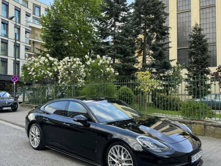 Чорний Порше Panamera, об'ємом двигуна 3 л та пробігом 62 тис. км за 69000 $, фото 1 на Automoto.ua