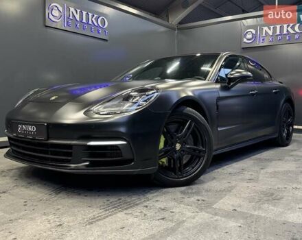 Чорний Порше Panamera, об'ємом двигуна 3 л та пробігом 109 тис. км за 53000 $, фото 1 на Automoto.ua