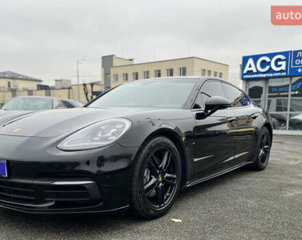 Черный Порше Панамера, объемом двигателя 3 л и пробегом 105 тыс. км за 48500 $, фото 1 на Automoto.ua