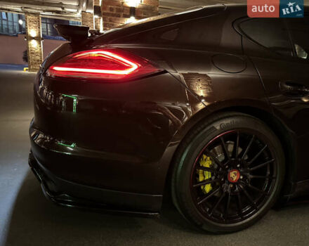 Коричневий Порше Panamera, об'ємом двигуна 4.81 л та пробігом 163 тис. км за 20500 $, фото 24 на Automoto.ua