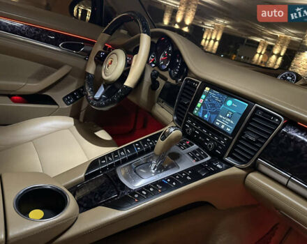 Коричневий Порше Panamera, об'ємом двигуна 4.81 л та пробігом 163 тис. км за 20500 $, фото 31 на Automoto.ua