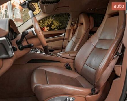 Коричневый Порше Панамера, объемом двигателя 4.81 л и пробегом 142 тыс. км за 25530 $, фото 11 на Automoto.ua