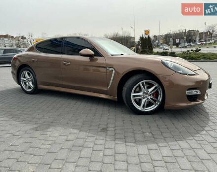 Коричневый Порше Панамера, объемом двигателя 3.6 л и пробегом 137 тыс. км за 17999 $, фото 2 на Automoto.ua